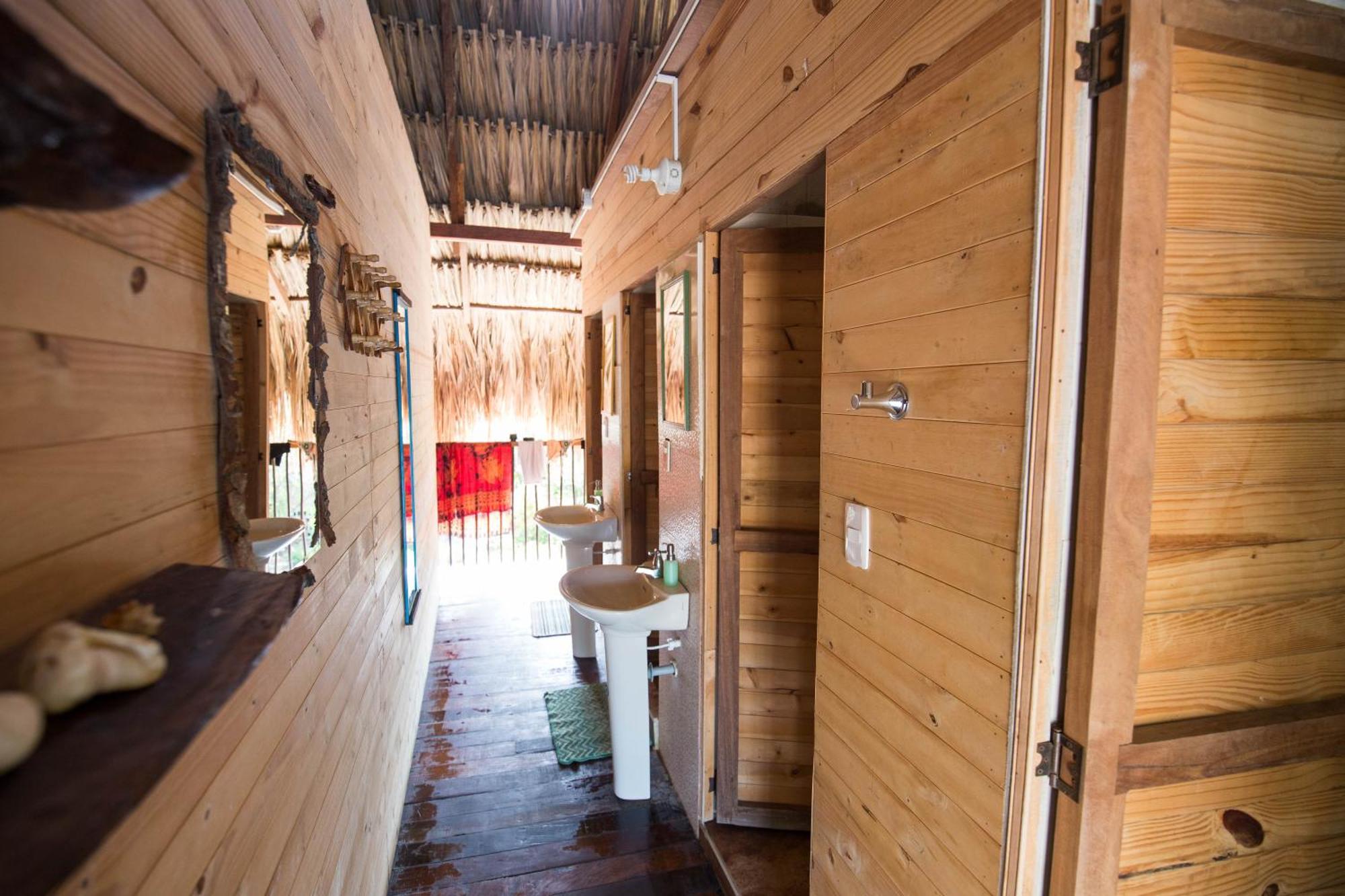 Bella Flor Hostel Palomino Exterior photo