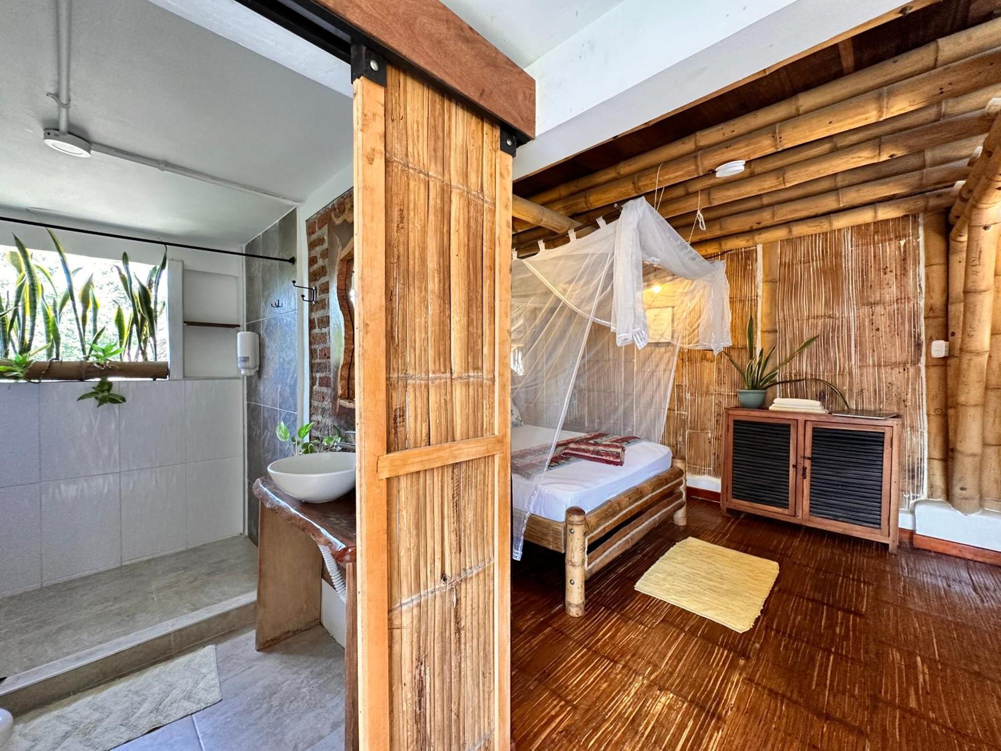 Bella Flor Hostel Palomino Exterior photo
